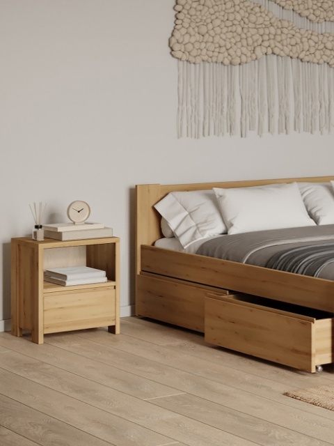 Szafka nocna Silva - lite, lakierowane drewno olchowe